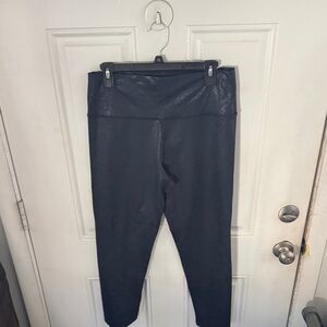 Aerie Glossy Dark Leggings